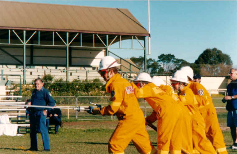 Juinor1.jpg (104395 bytes)